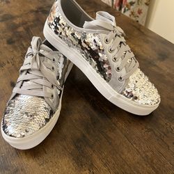 Women’s Silver Sequined Sneakers Size 7 Dirty Laundry