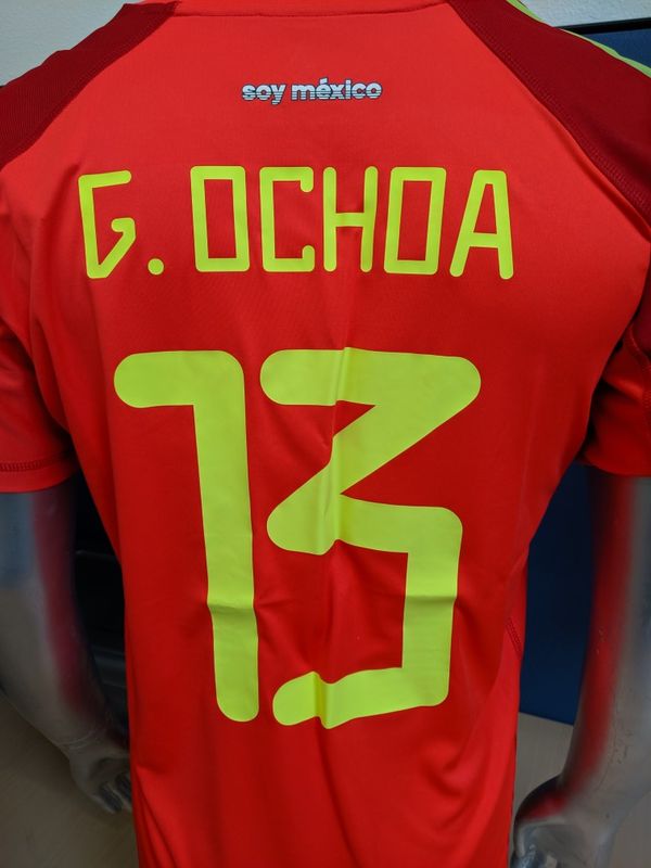 Seleccion Mexicana - Mexico National Teal - Goalie Portero - Guillermo Ochoa Football Soccer 