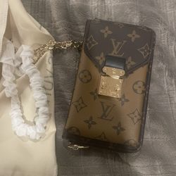 Wallet With Chain Strap