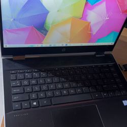 HP Pavillion Laptop (price Negociable)