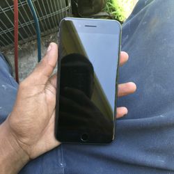 iPhone 8 Plus
