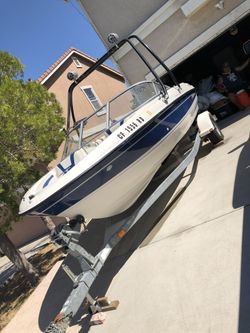 2005 Bayliner 9 Seater Boat With Trailer