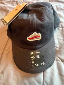 *Brand New* Nike Air Max 1 hat size M/L