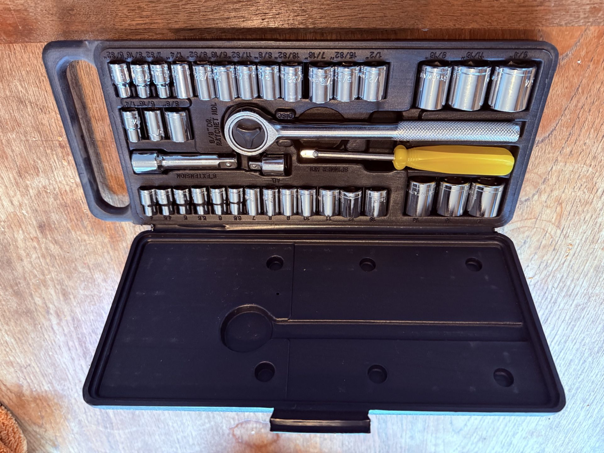 Handy Ratchet And Socket Set In One Convenient Carry Package