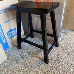2 Barstools 