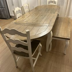 Dinning Table 