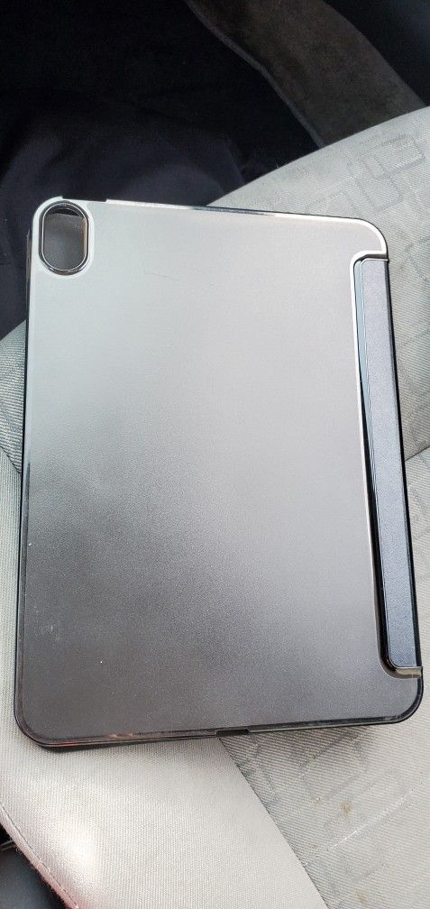 Spigen Case For I Pad 11th Generation A-16 2025 Good Condition Asking $20 Firm on Price