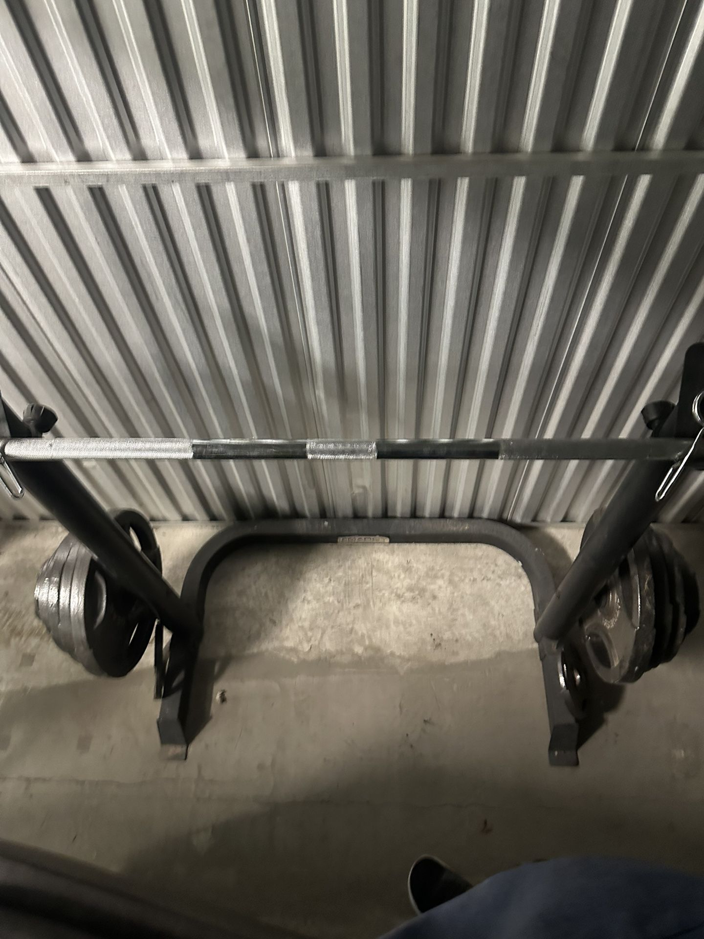 Olympic Barbell/Squat Rack/300lbs Weight/Adjustable Bench