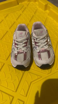Pink New Balance 530