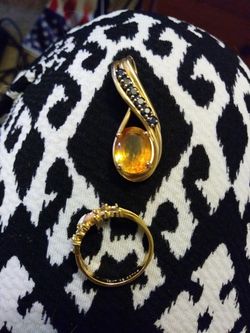 Citrine 14k heavy beautiful pendant $180