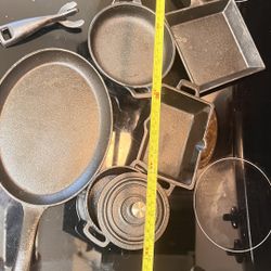 Small cast Iron Set