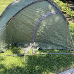 2 person  back packing tent  Peak 2  4 Season tent made very gd quality