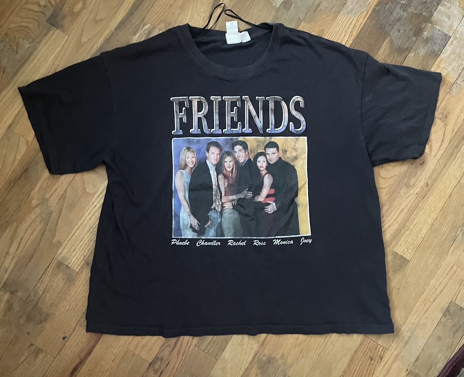 H & M Warner Brothers unisex tee shirt friends black short sleeved photo front L