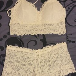 White XL Bra And Panty Set 