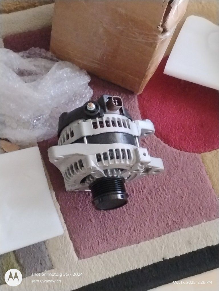 New Alternator For A Toyota Corolla LE 2009 To 2013 Brand New Alternators I Have Two $80 Each I Live In Boca