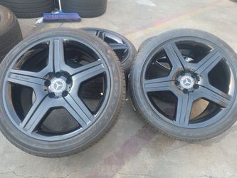 AMG original 19" Staggerd Glossy Black Wheels & New Tires For MERCEDES BENZ E350