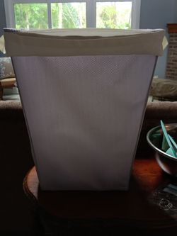 Hamper grey cloth