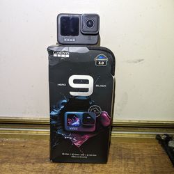 GoPro Hero 9 Black Excellent condition Used With Accessories 