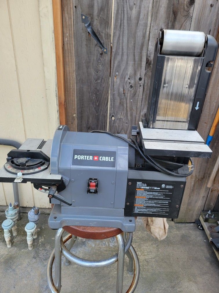 Porter-Cable Pcb420sa 5 Amp 4
in. x 8 in. Bench Belt/Disc Sander