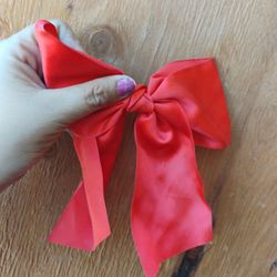 Red Bow