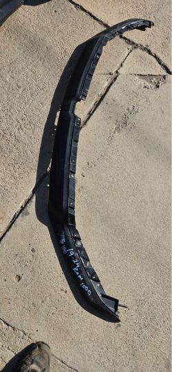 Dodge Ram 1500 front grille upper hood Oem