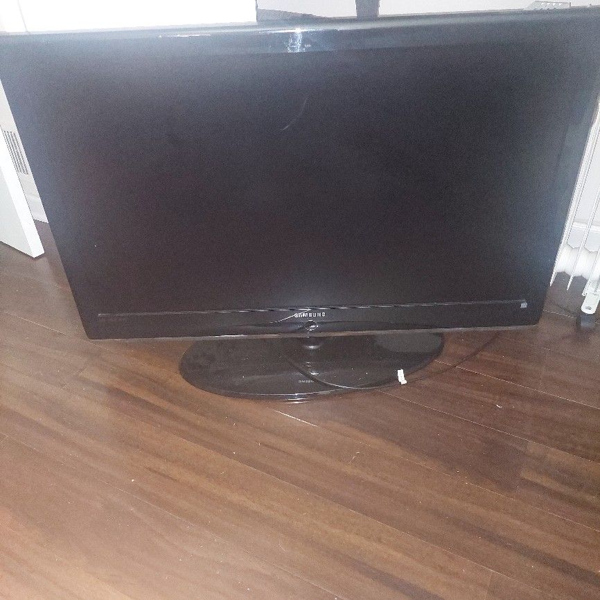 Samsung 40" Monitor/TV