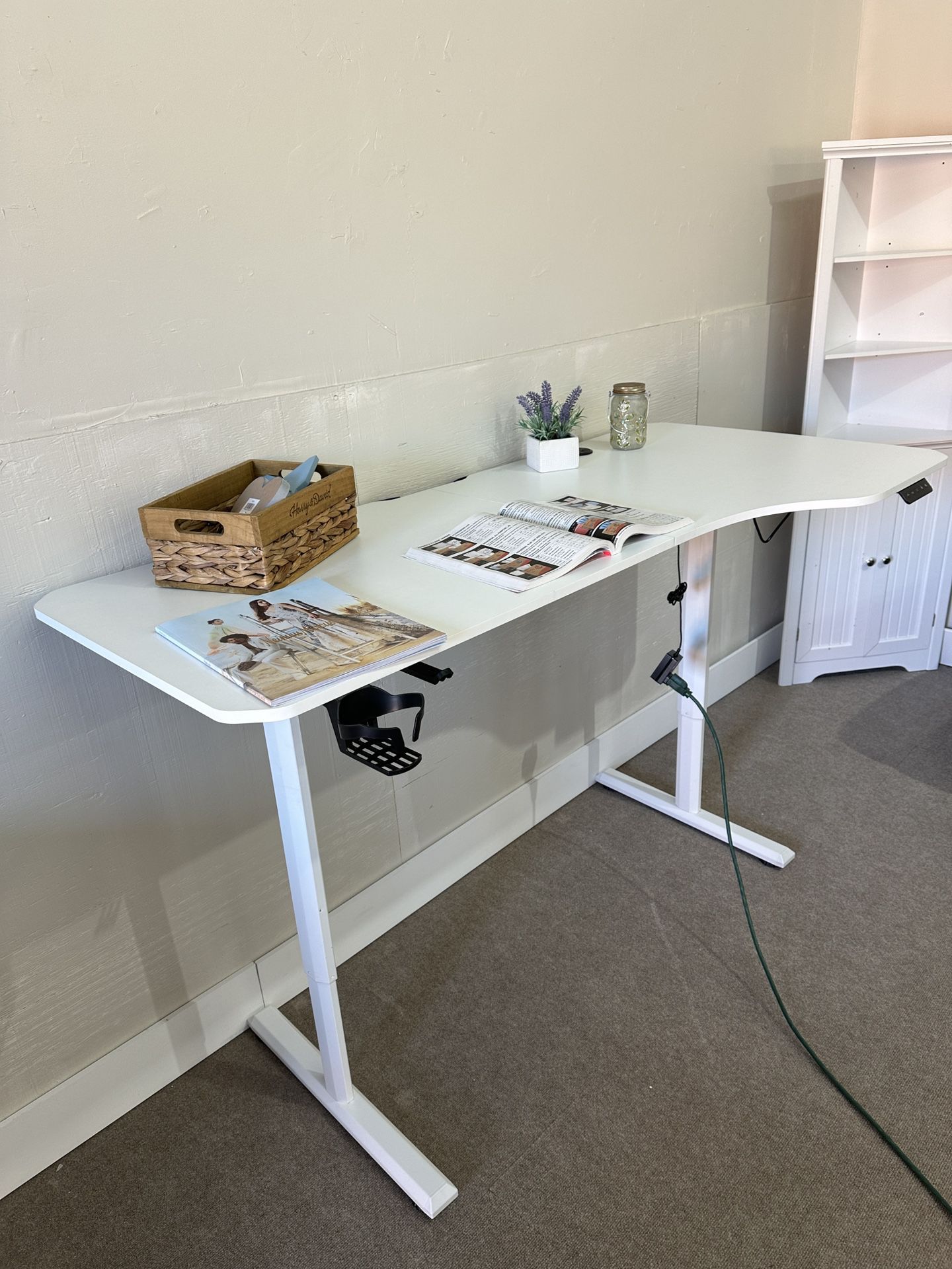 Brand new adjustable Height electric computer desk in white