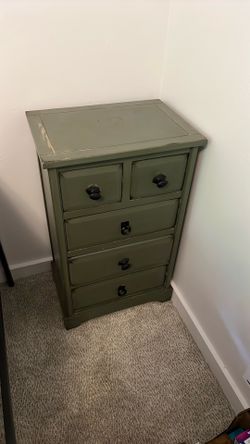 Dresser