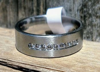 Men’s Wedding Band