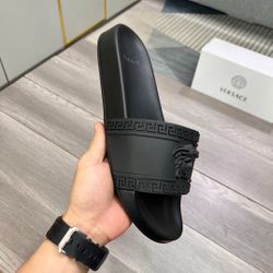 Versace Men’s Slides With Box 2026 New