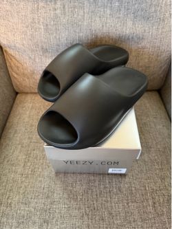 YZY YS-02 Black Yeezy Slide Coal Size 9 $50