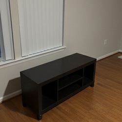 TV CONSOLE