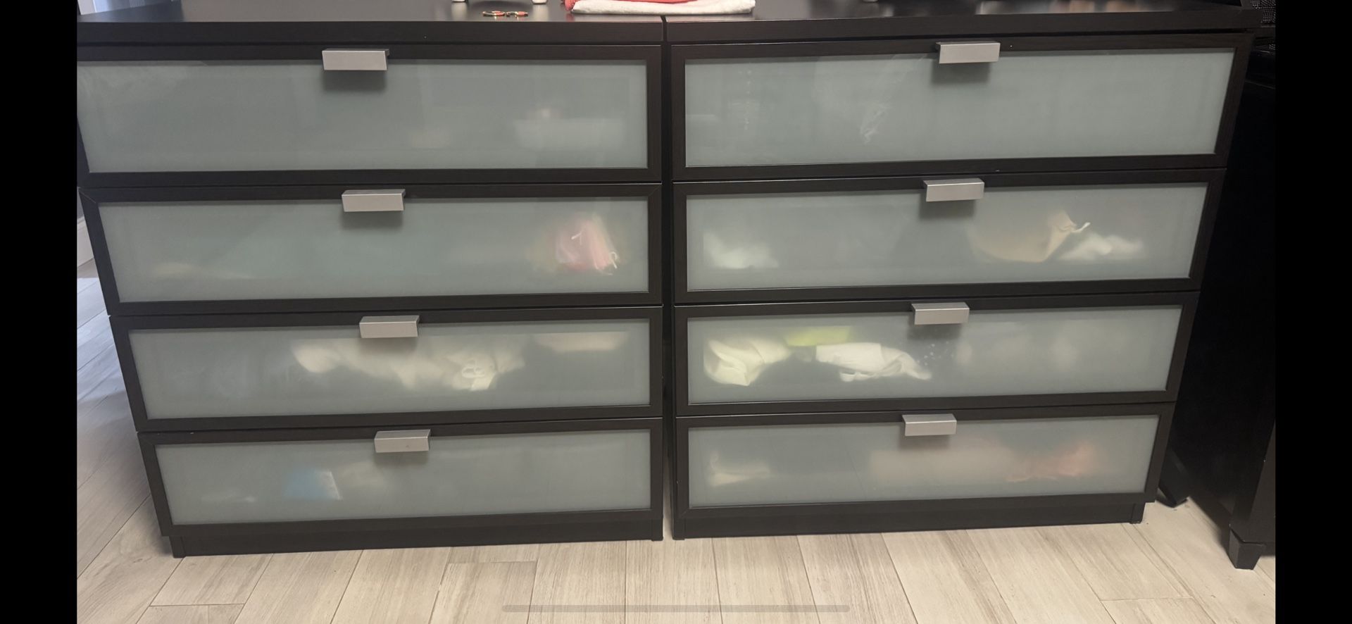 Room Furniture. 3 Pieces