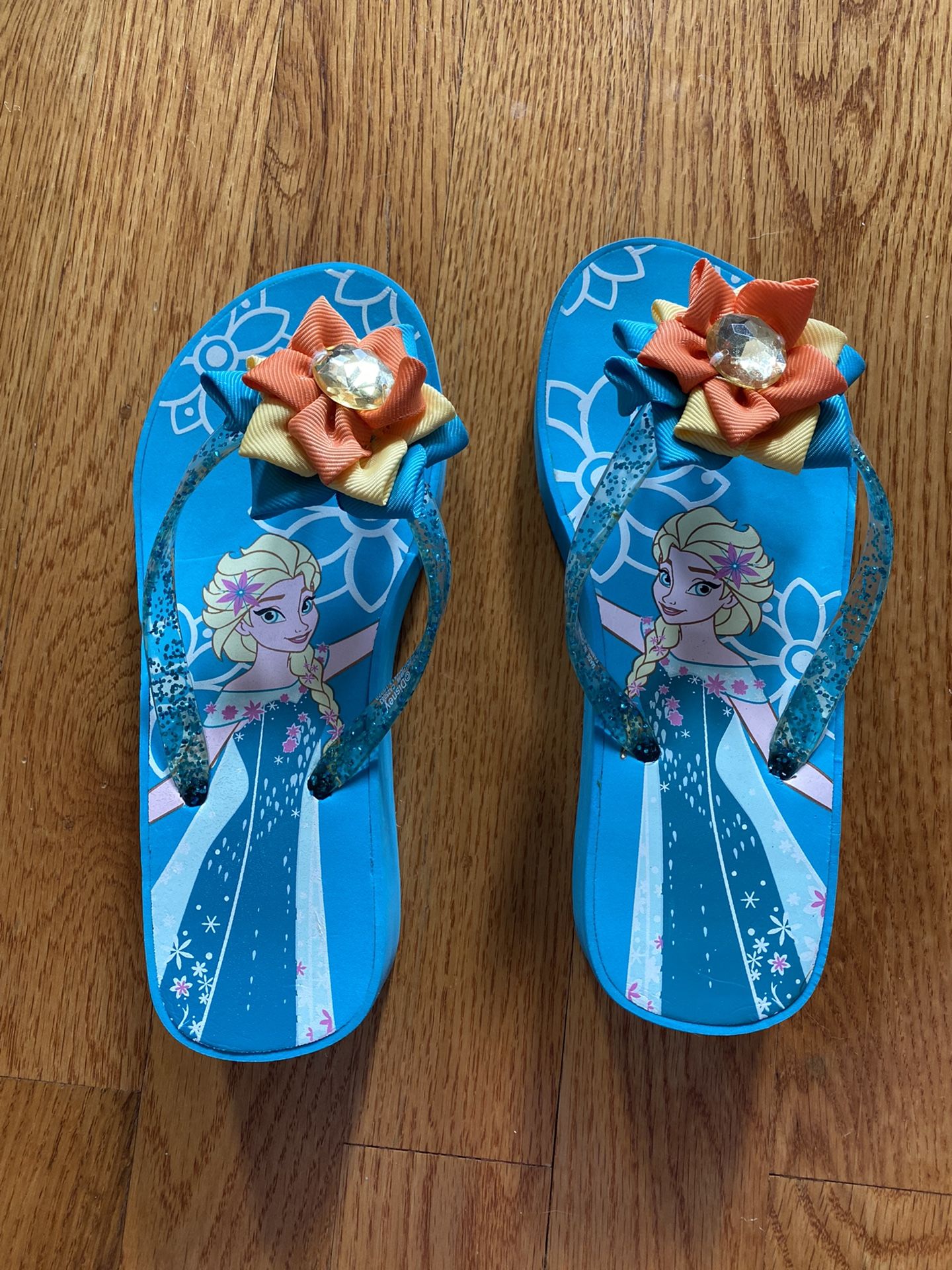 Elsa Wedge sandals - Size 13/1