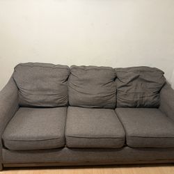 Free Couch 