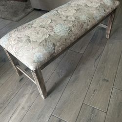 Beautiful linen muted floral bench 48Wx18Dx30T