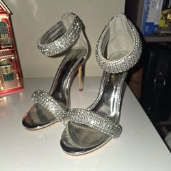 Brand New Jessica Simpson Rhinestone Heels Sz 6