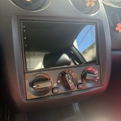 Touchscreen AppleCar Play/Android Auto + Backup Camera + Amp + Subwoofer + Speaker Installation