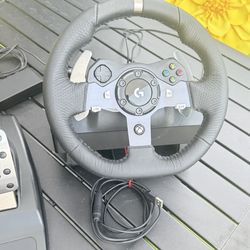 Logitech G920 Racing Game Steering Wheel (941–000121), Black