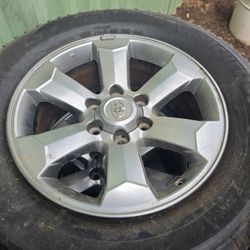 2010 toyota wheels