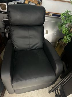 Leather recliner