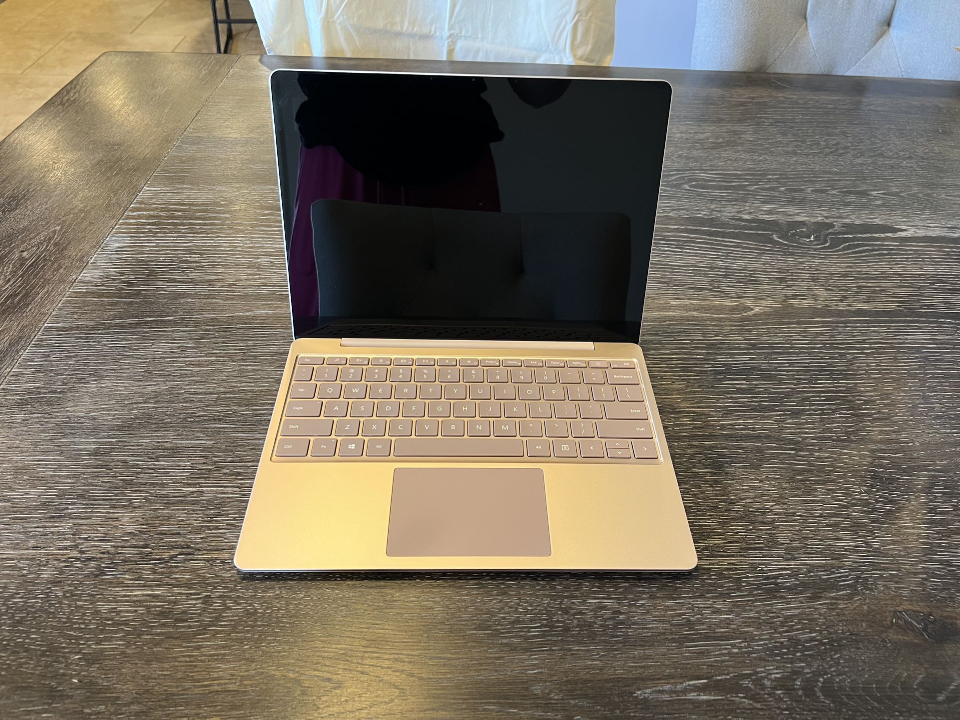 Microsoft Surface Laptop Go (first Gen) Light Pink