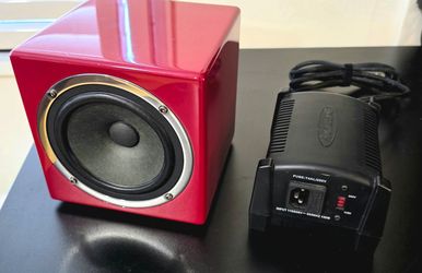 Avantone Mixcube Active red