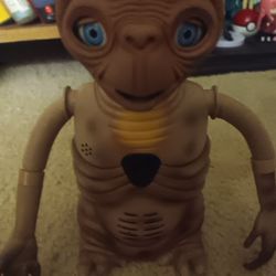 E.T Furby 