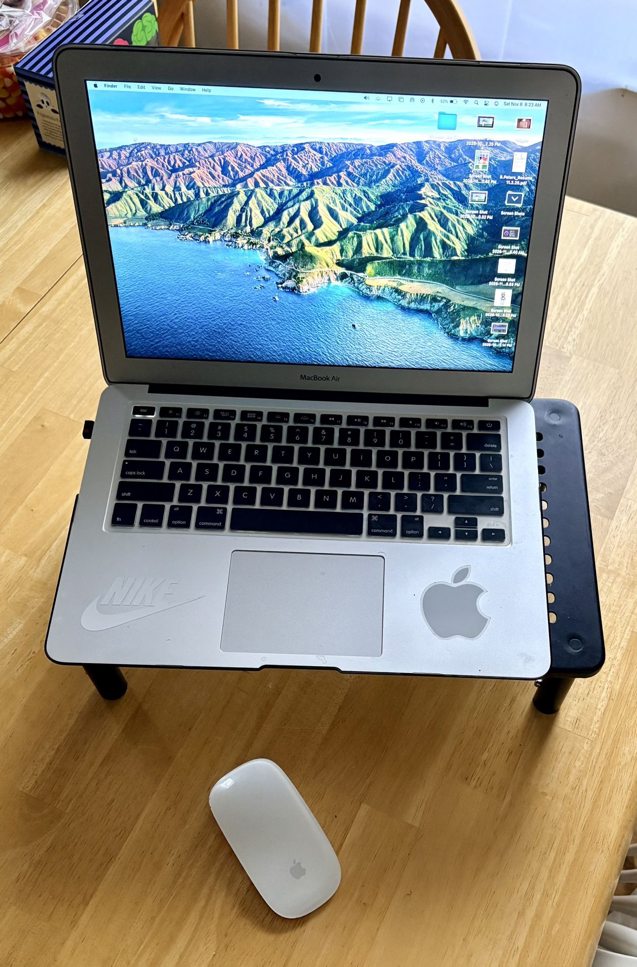 MacBook Air (Early 2015) with a Core i7 W/Apple Magic Mouse