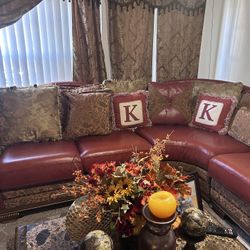 Vintage Sofa! Great Quality and Condition!!