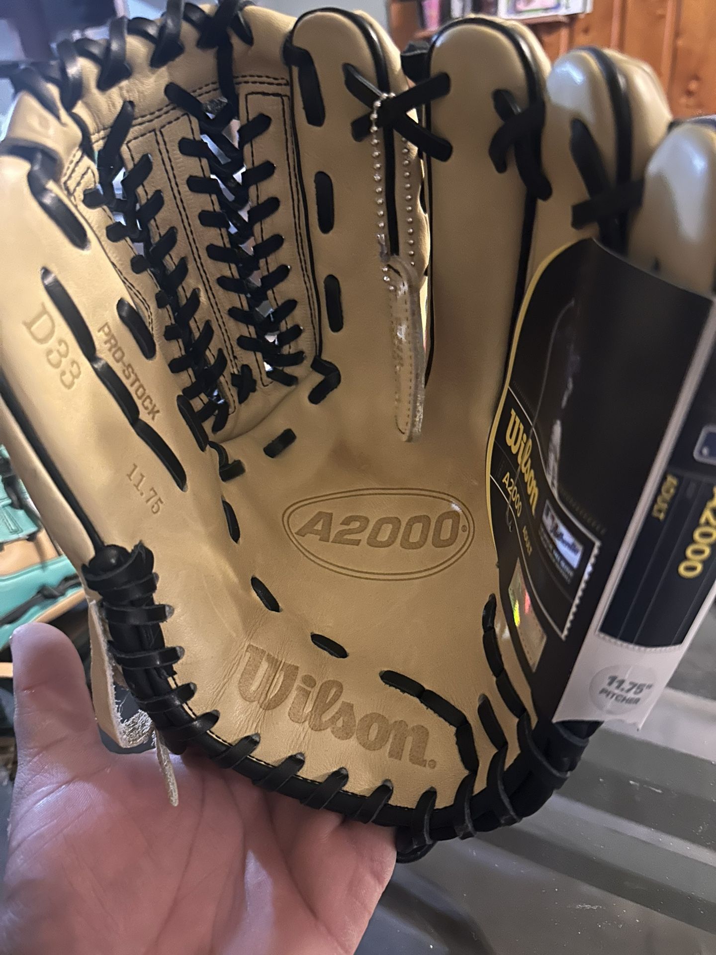 Wilson A200 Pitchers Glove