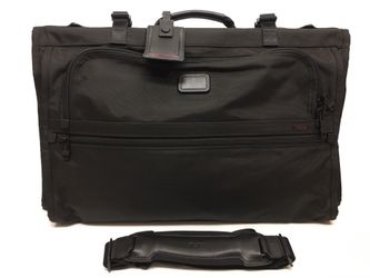 Tumi tri online fold garment bag