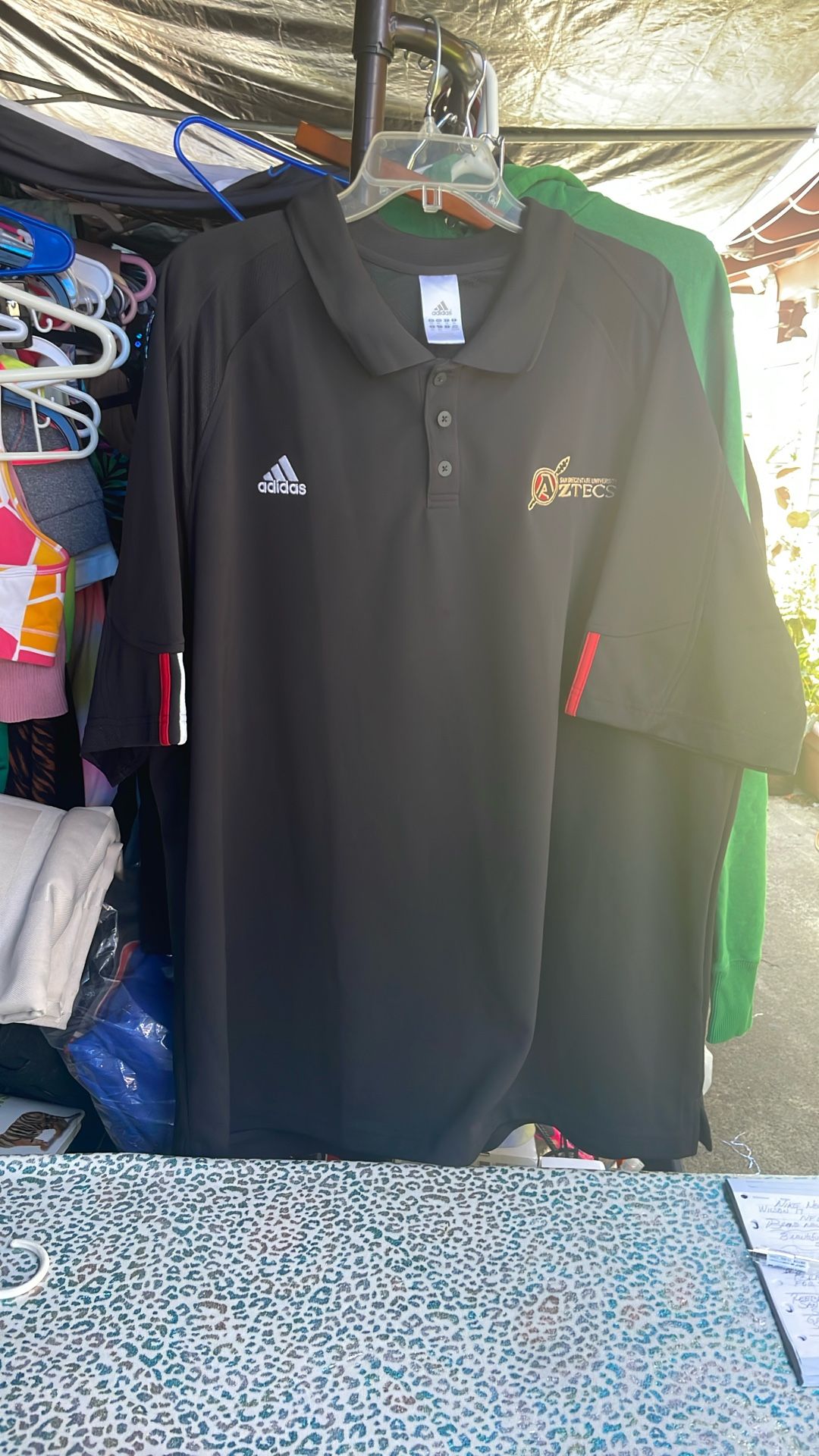 BEAUTIFUL LIKE NEW ADIDAS AZTECS SIZE 3XL