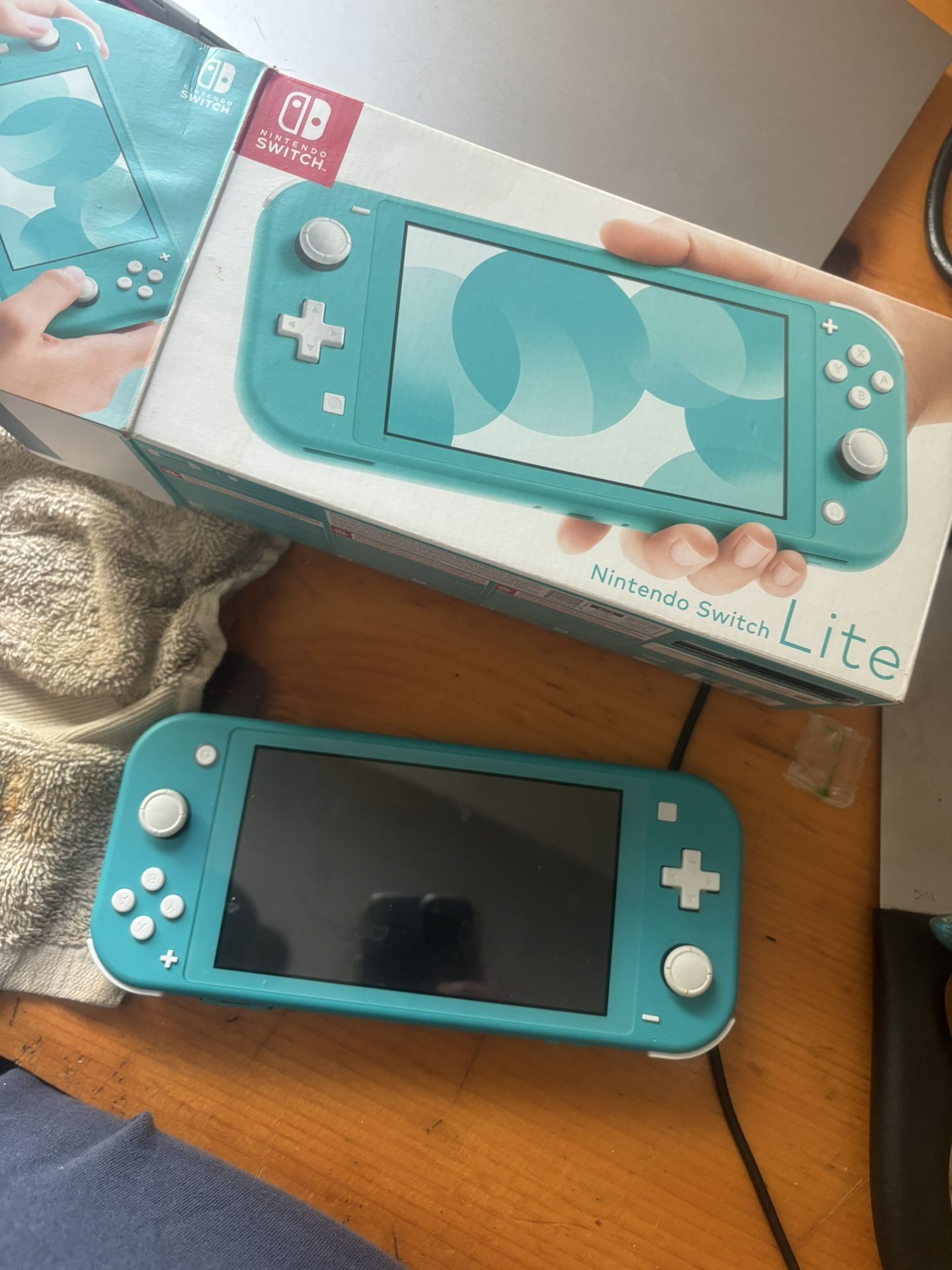 Nintendo Switch LITE